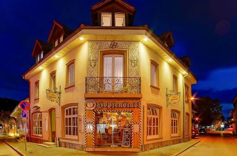 Brauerei Walter Hotel วัลด์ชุท-ทีนเงน ภายนอก รูปภาพ
