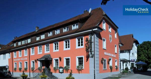 Brauerei Walter Hotel วัลด์ชุท-ทีนเงน ภายนอก รูปภาพ